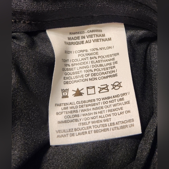 NWT Set of 2 Nike Women's size Medium Running Shorts - Picture 15 of 16